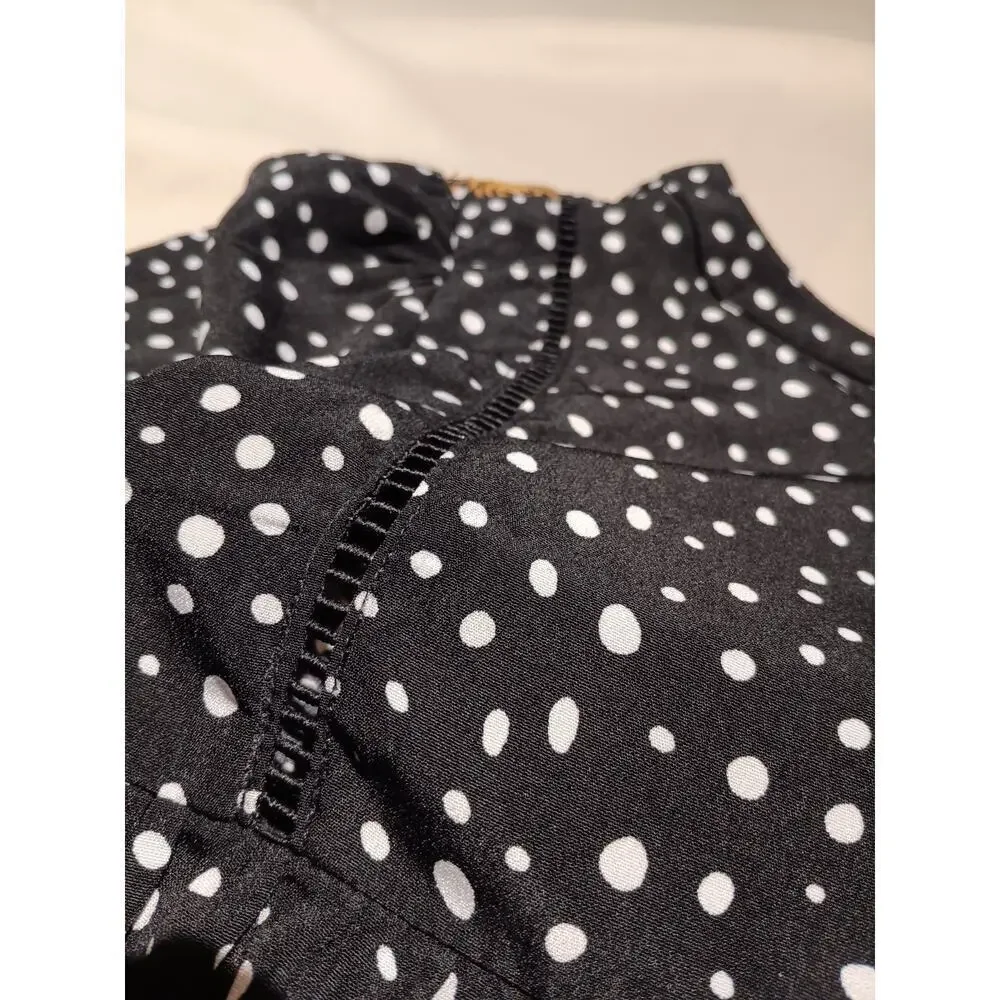 Savanna Jane Womens Black Embroidered Peasant Top V-Neck Prairie Size S Flowy